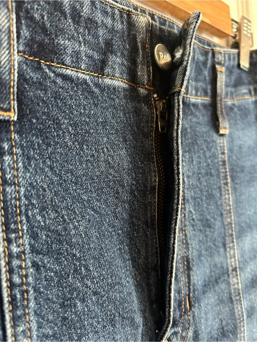 Reformation Mid-Rise Straight-Leg Jeans in Dark Blue - Picture 5 of 8
